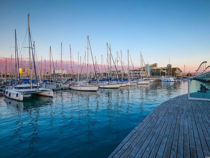 バルセロナのベイサイド バルセロナの港