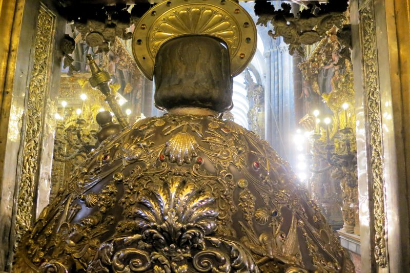 サンティアゴ・デ・コンポステーラの大聖堂にあるヤコブの背中