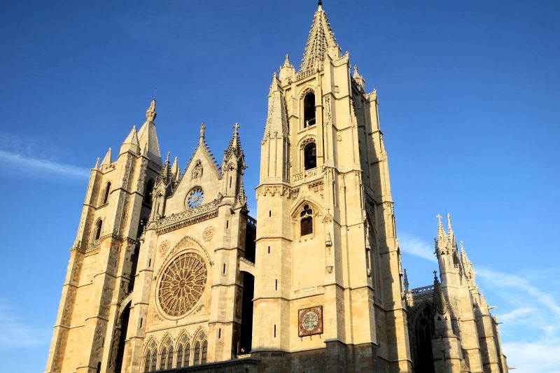 レオンの大聖堂（カテドラル）