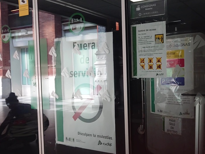 マドリードのアトーチャ駅のコインロッカー