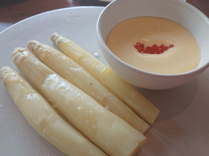 ホワイトアスパラガス